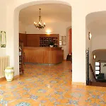 Ξενοδοχείο Zaro 4*