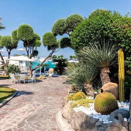 Hotel Zaro