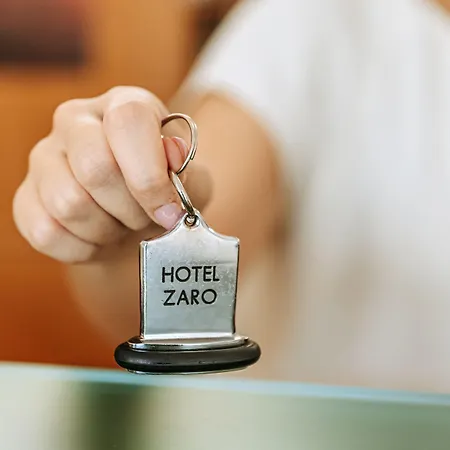 Hotel Zaro 4*