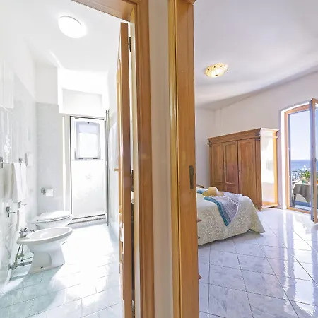 Zaro Lacco Ameno (Isola d'Ischia)