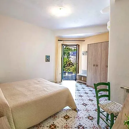 Hotell Zaro