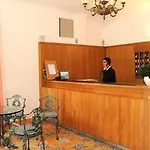 Hotell Zaro