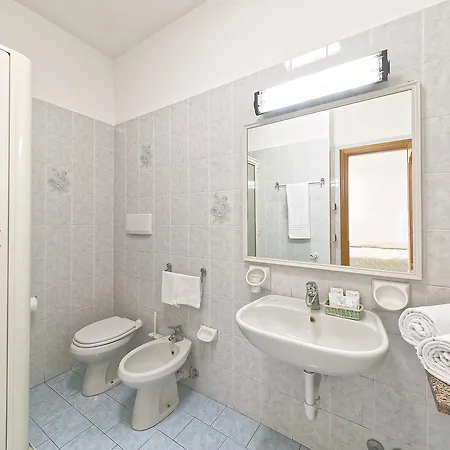Hotel Zaro 4*