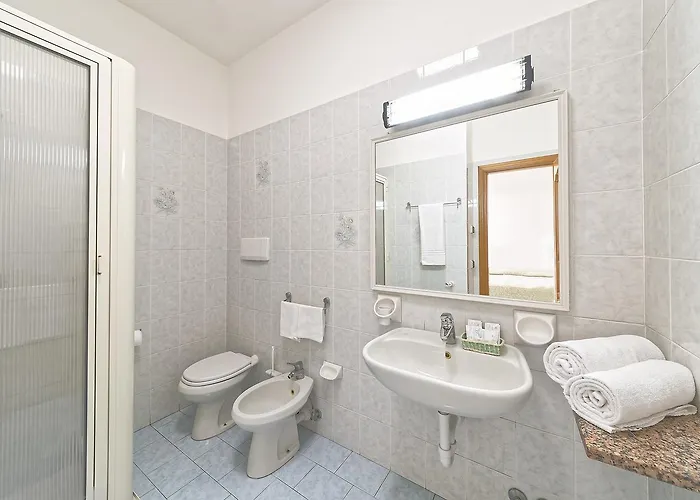 Hotel Zaro 4*