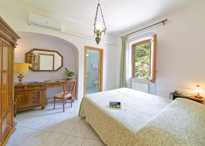 Hotel Zaro 4*